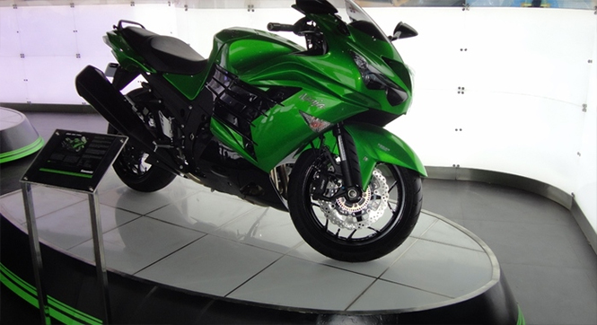 ninja kawasaki showroom near me