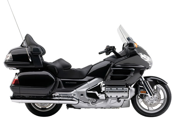 Honda Gold Wing GL 1800 Model: Power, Mileage, Safety, Colors | SAGMart