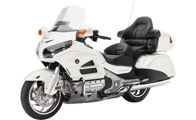 Honda Gold Wing GL 1800 Model: Power, Mileage, Safety, Colors | SAGMart