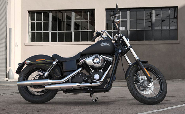 Harley Davidson Street Bob Latest Price, Full Specs, Colors & Mileage ...