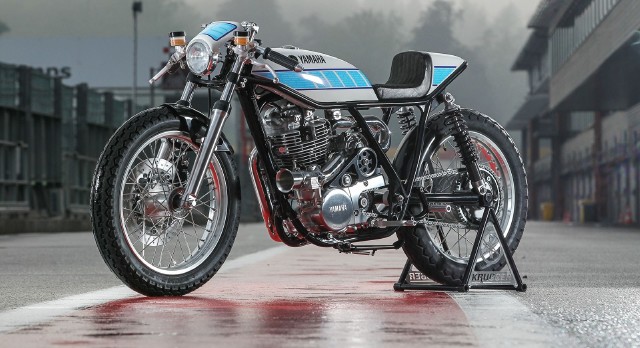 Supercharged Yamaha SR400 by Krugger Motorcycles is a Must Watch 