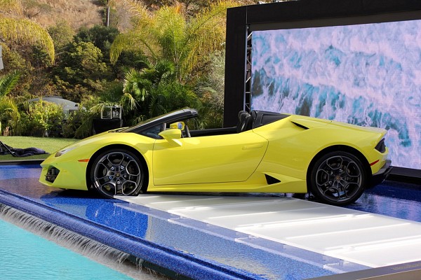 Lamborghini Huracan Spyder RWD Variant Unveiled at LA Motor Show