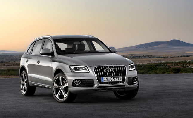 2013 Audi Q5 at Front End