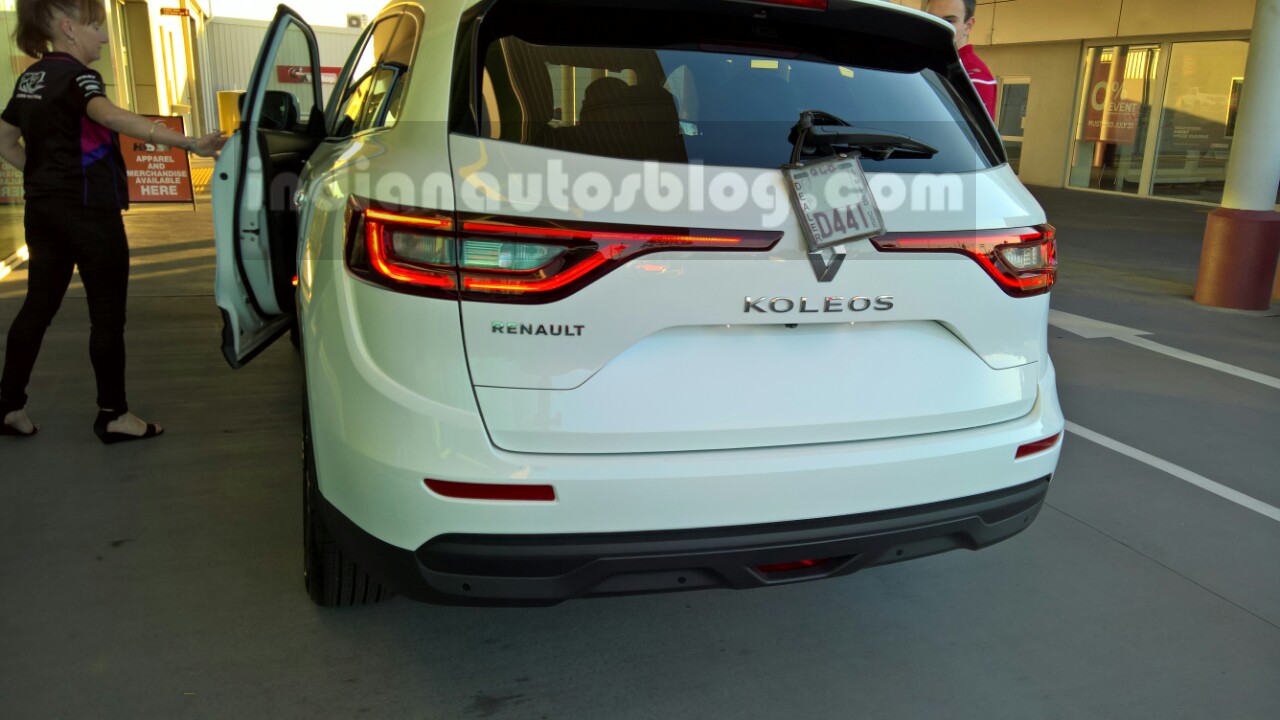 Next generation Renault Koleos at rear end