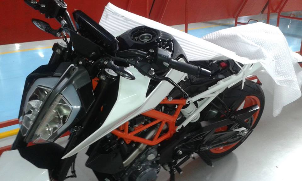 2017 KTM Duke 390 Updated