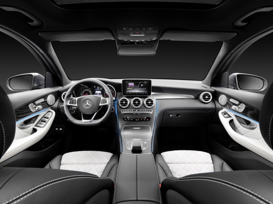 Mercedes GLC Interior