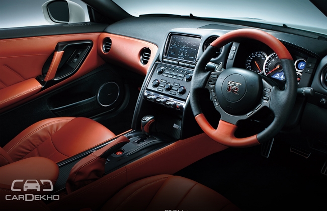 Nissan-GT-R-Interior-View