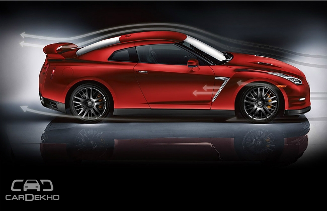 Nissan-GT-R-Side-Exterior-View