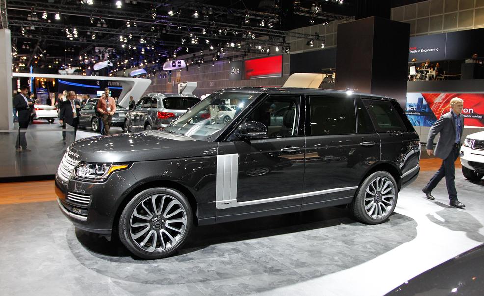 Range Rover LWB Autobiography Black Edition Launched in India