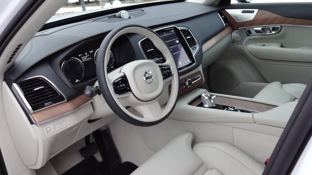 Volvo T8 Interior