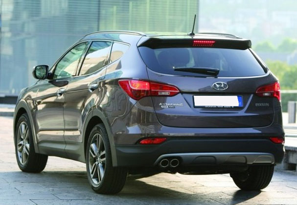 Hyundai's New Santa Fe in February 2014 Delhi Auto Expo