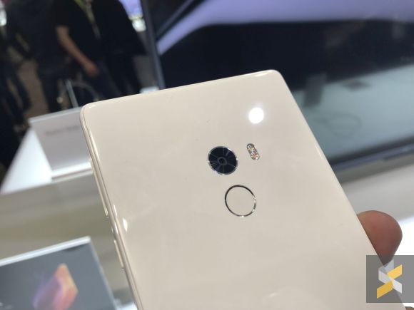 xiaomi-mi-mix-white-version-launched-at-ces-2017