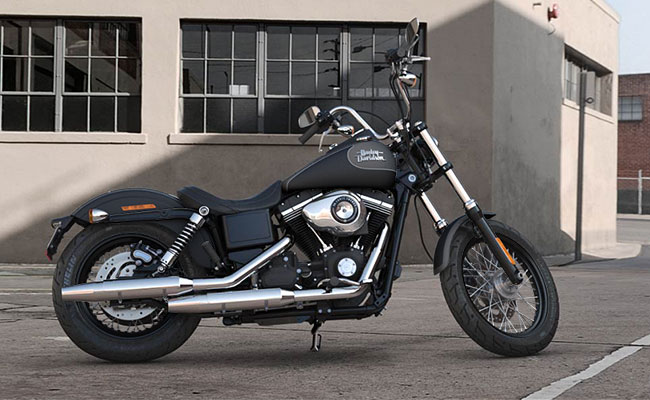 Harley Davidson Street Bob Two Tone Price India: Specifications ...